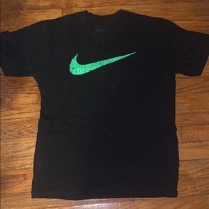 Nike T